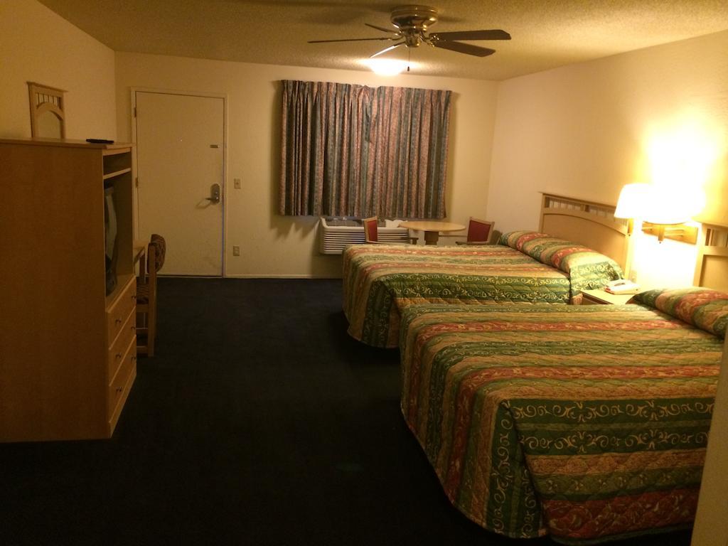 Value Inn & Suites Ель-Сентро Номер фото